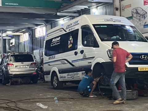 Chuyên sửa chữa gầm xe 