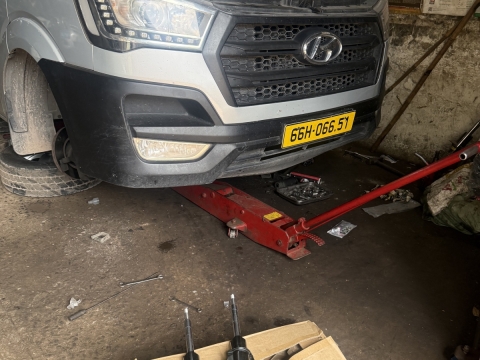 Xe kiểm tra gầm Rotin , thuót láy,bố li hợp,bố thắng,vớt đĩa thắng . .v . .v..
