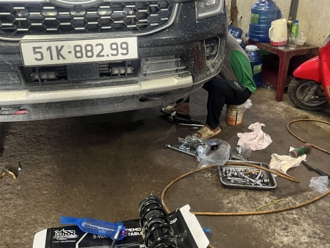 Chuyên sửa chữa gầm xe 