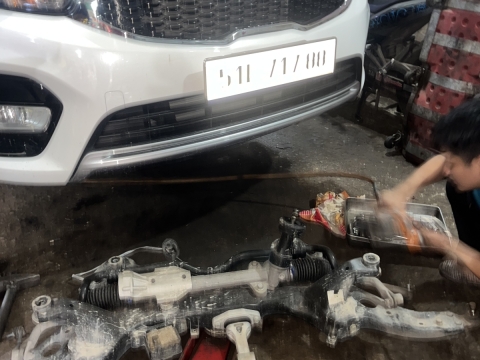 Xe kiểm tra gầm Rotin , thuót láy,bố li hợp,bố thắng,vớt đĩa thắng . .v . .v..