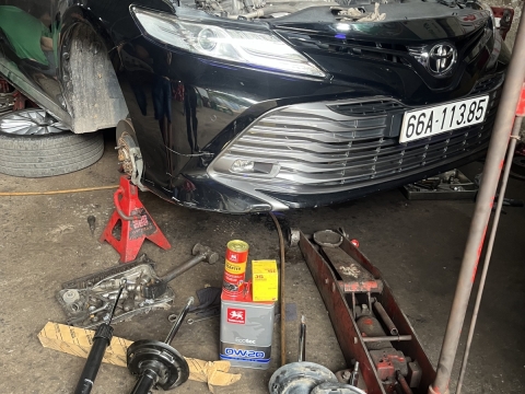 Xe kiểm tra gầm Rotin , thuót láy,bố li hợp,bố thắng,vớt đĩa thắng . .v . .v..