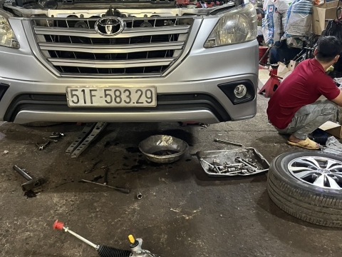 Kiểm tra thướt lái , rotin cho xe Inova