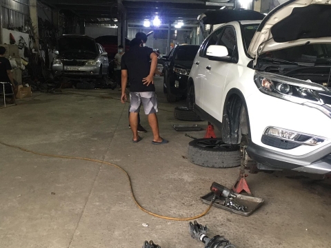 sửa xe ô tô 