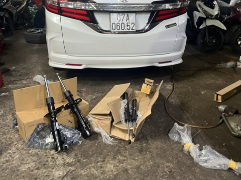 Kiểm tra thướt lái , rotin cho xe Inova