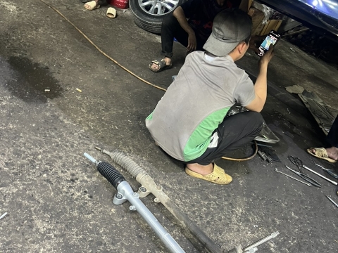 Kiểm tra thướt lái , rotin cho xe Inova